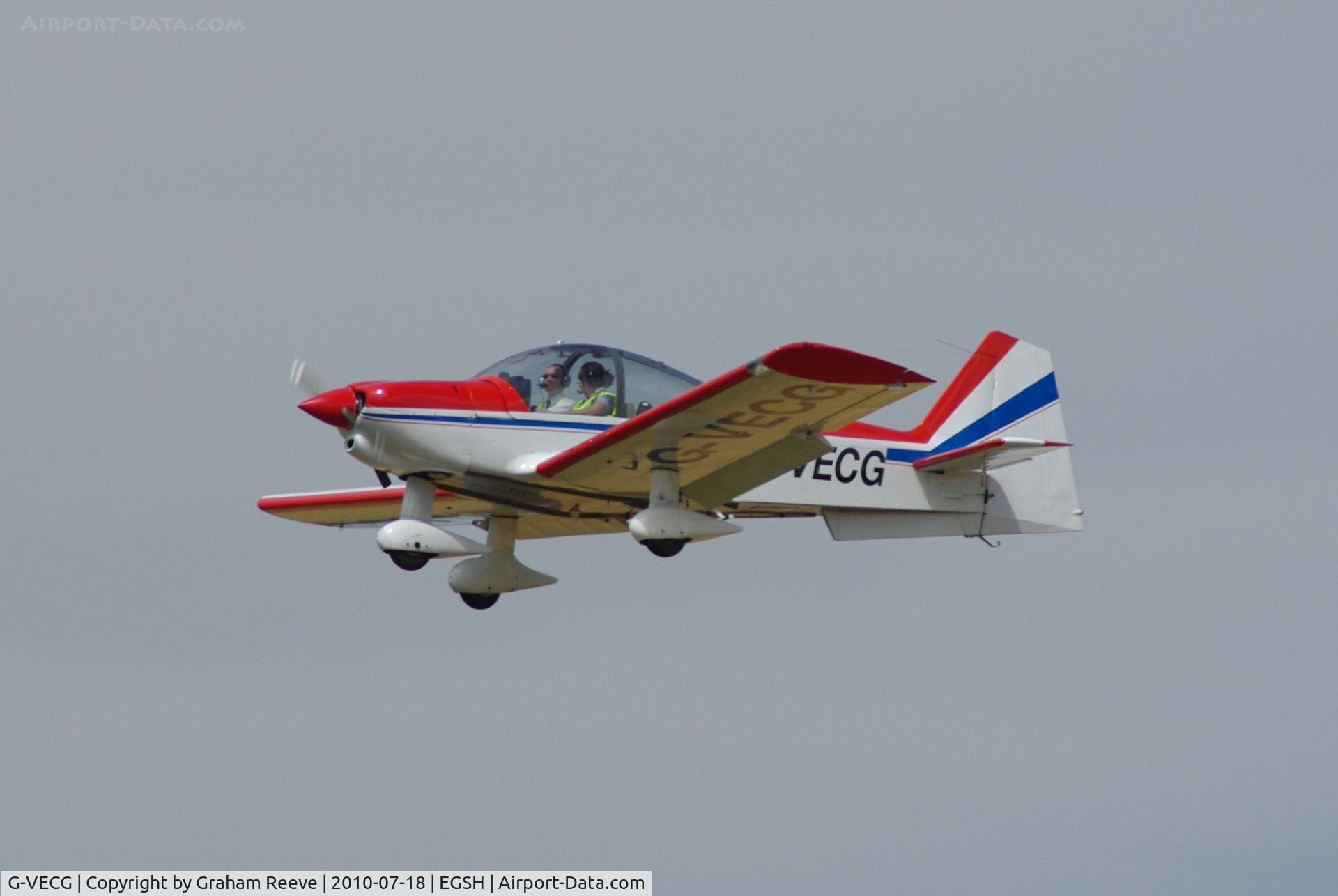 G-VECG, 1998 Robin R-2160i Alpha Sport Alpha Sport C/N 322, Landing at Norwich.