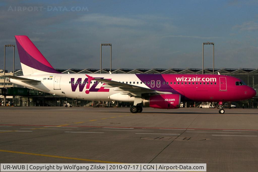 UR-WUB, 2008 Airbus A320-232 C/N 3741, visitor