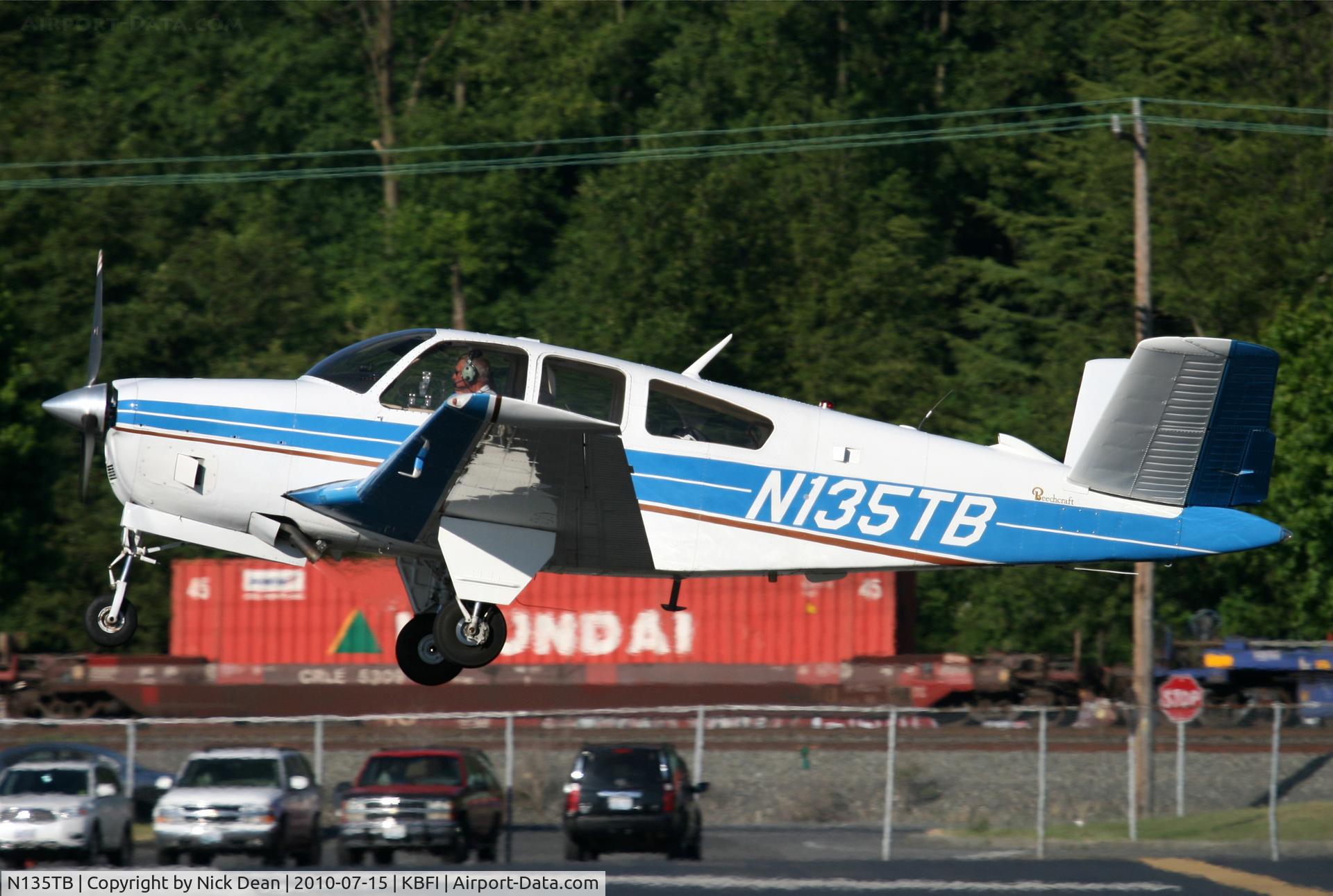 N135TB, 1969 Beech V35A Bonanza C/N D-8921, KBFI