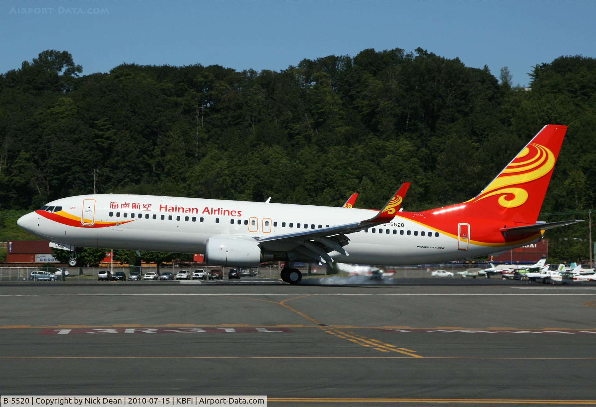 B-5520, 2010 Boeing 737-84P C/N 35765, KBFI