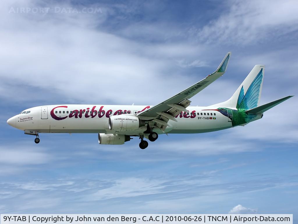 9Y-TAB, 2000 Boeing 737-8Q8 C/N 28233, Caribbean Airlines  Boeing 737-8Q8 (28233/598) @ SXM / TNCM