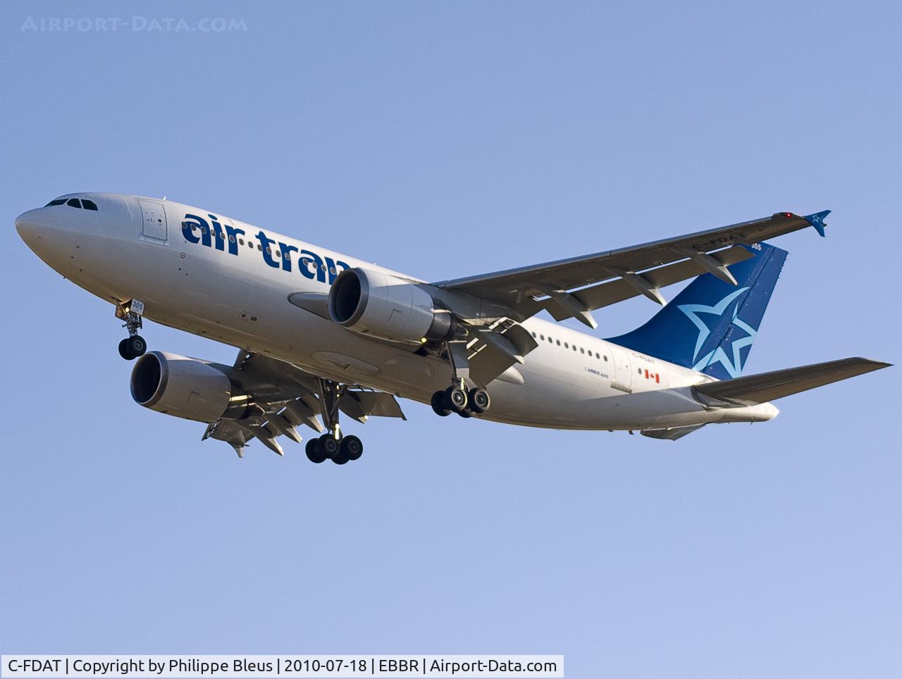 C-FDAT, 1992 Airbus A310-308 C/N 658, TSC156, early in the morning, arriving from Montreal, here on short final rwy 25R.