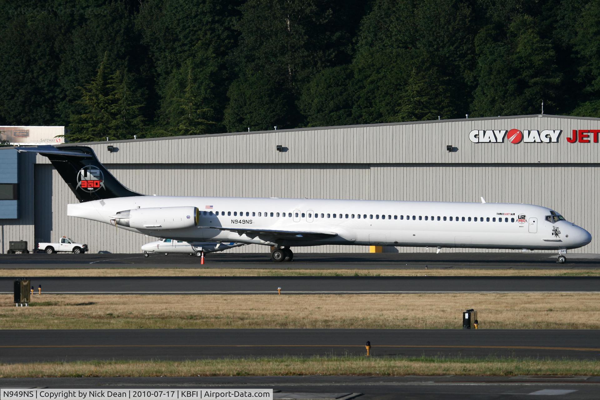 N949NS, 1990 McDonnell Douglas MD-83 (DC-9-83) C/N 53022, KBFI