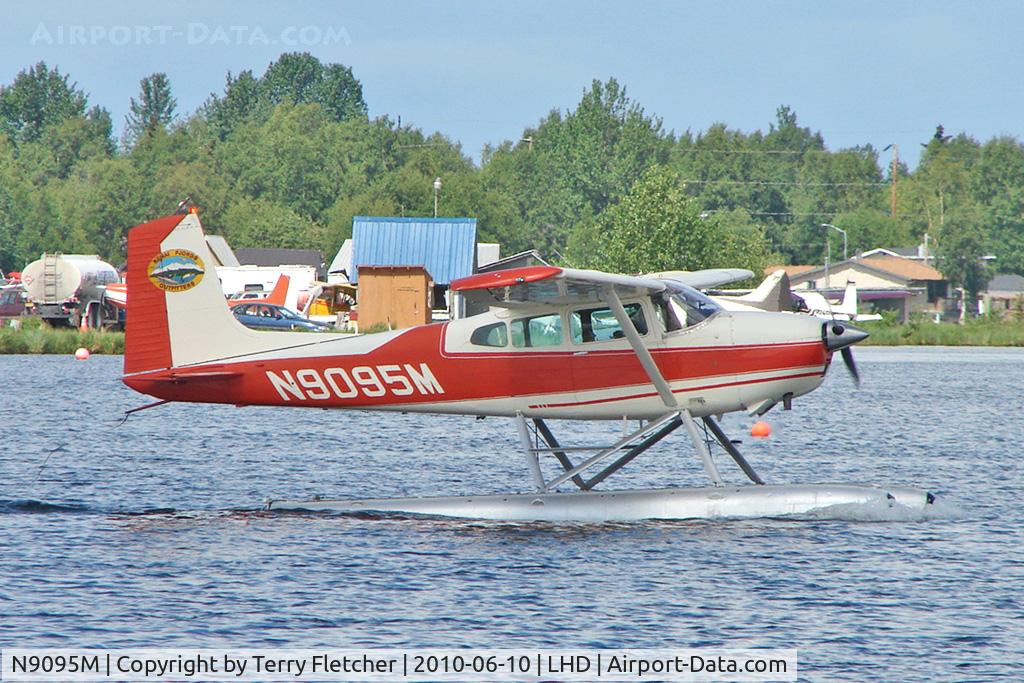 N9095M, 1971 Cessna 180H Skywagon C/N 18052195, 1971 Cessna 180H, c/n: 18052195 on Lake Hood