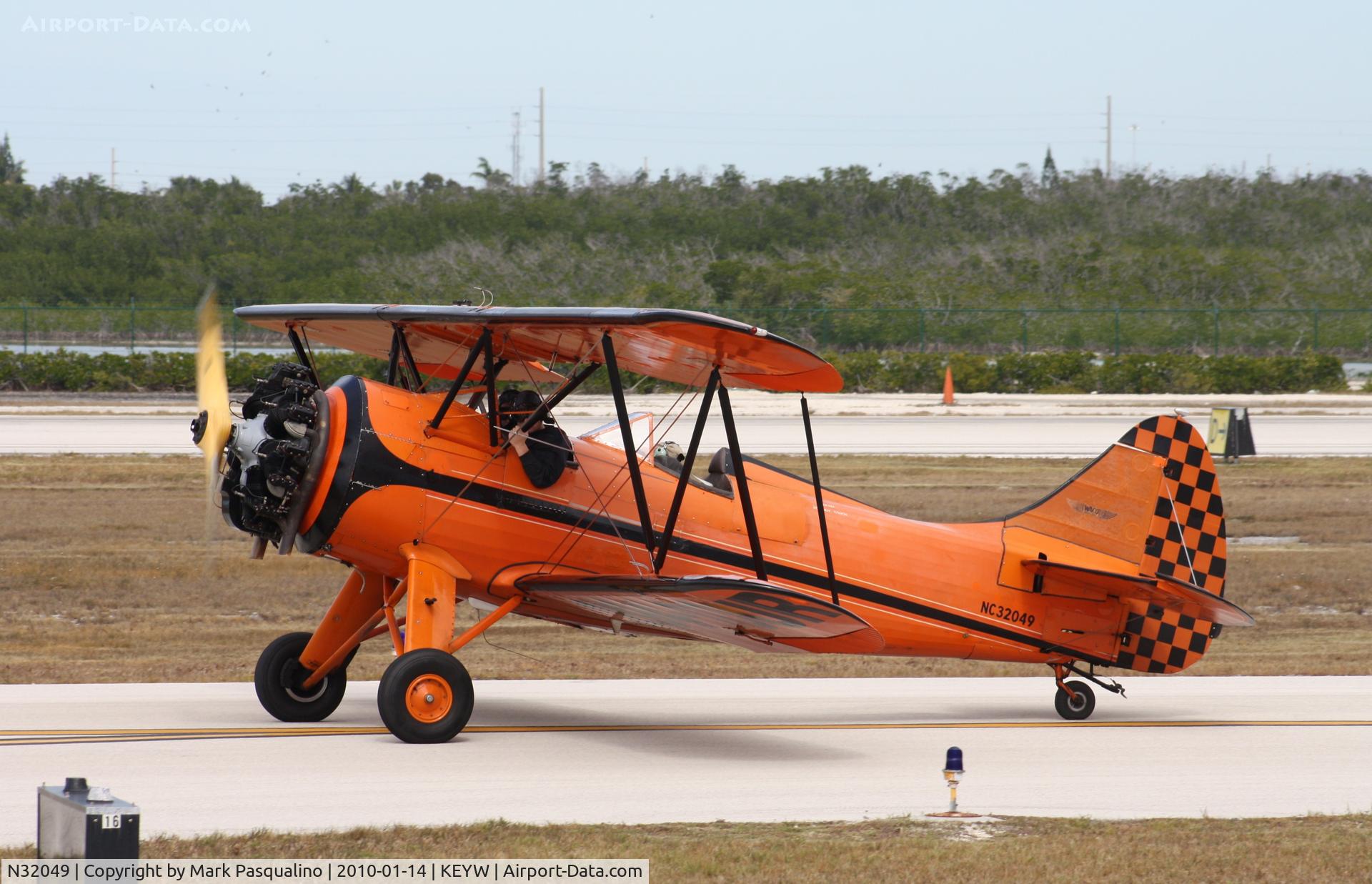 N32049, 1941 Waco UPF-7 C/N 5680, Waco UPF-7