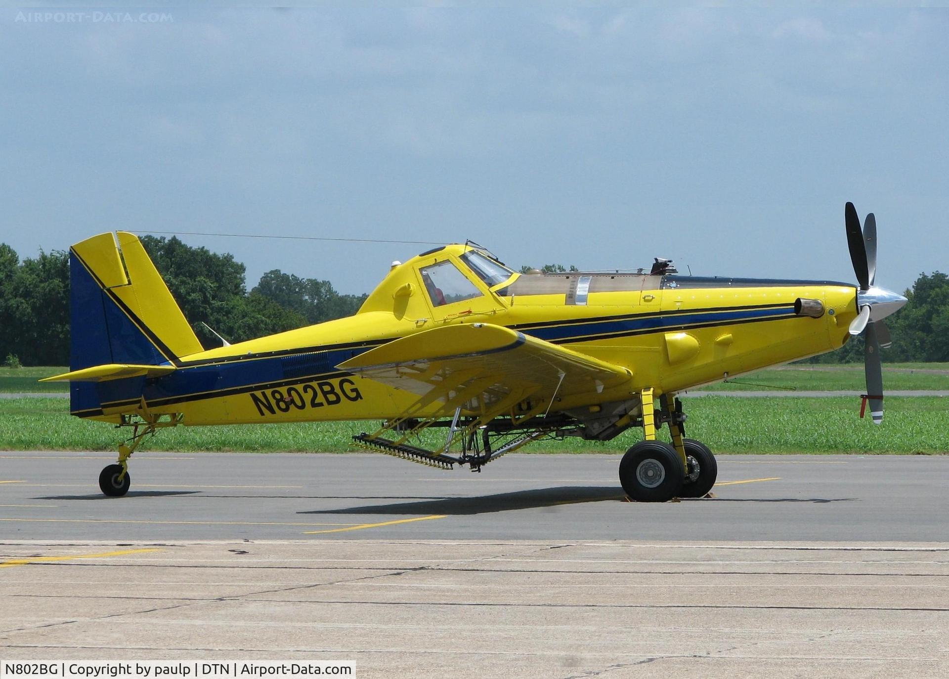 N802BG, Air Tractor Inc AT-802A C/N 802A-0364, At Shreveport's Downtown Airport.
