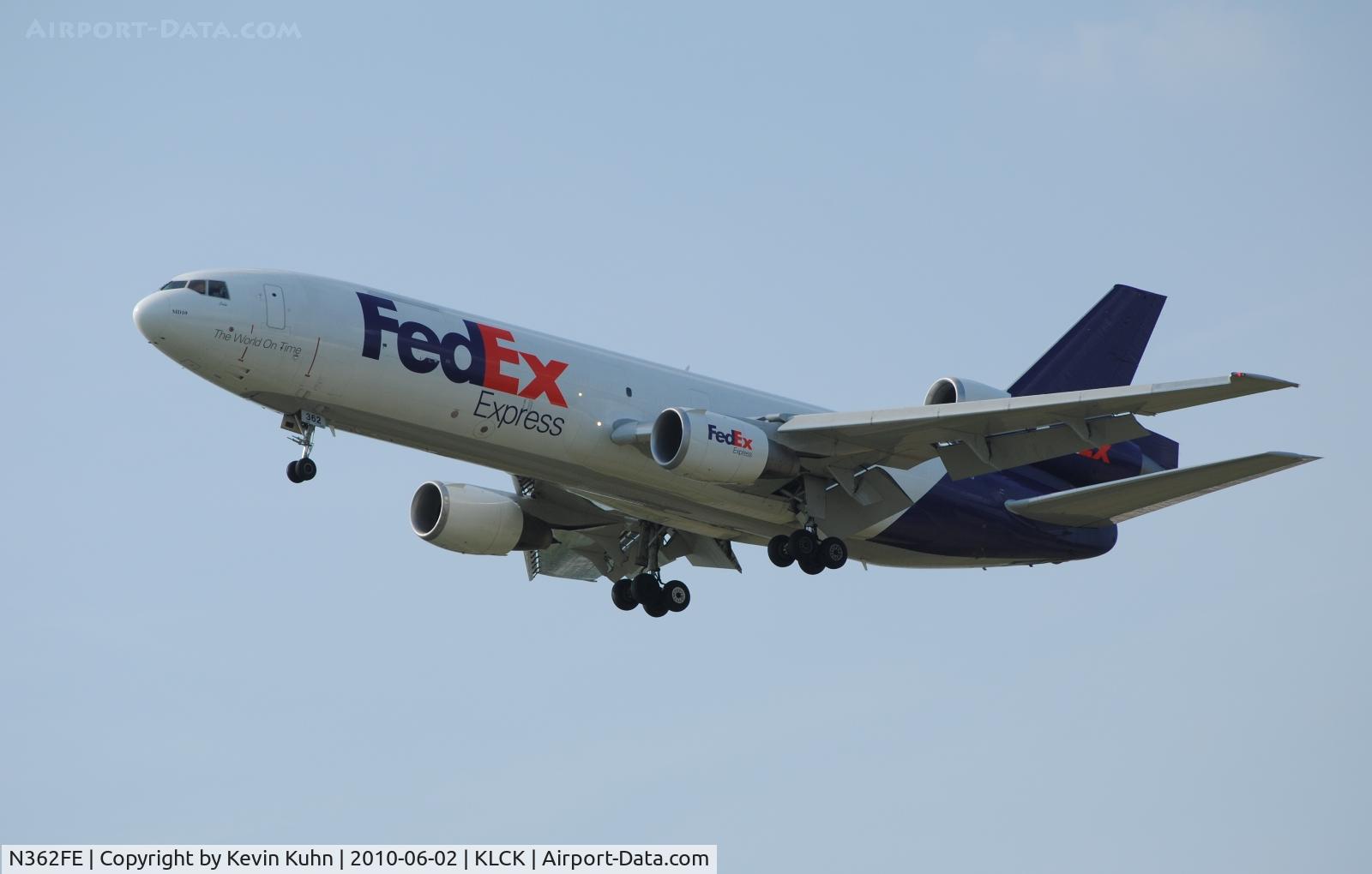 N362FE, McDonnell Douglas MD-10-10F C/N 48261, FDX398 Final approach