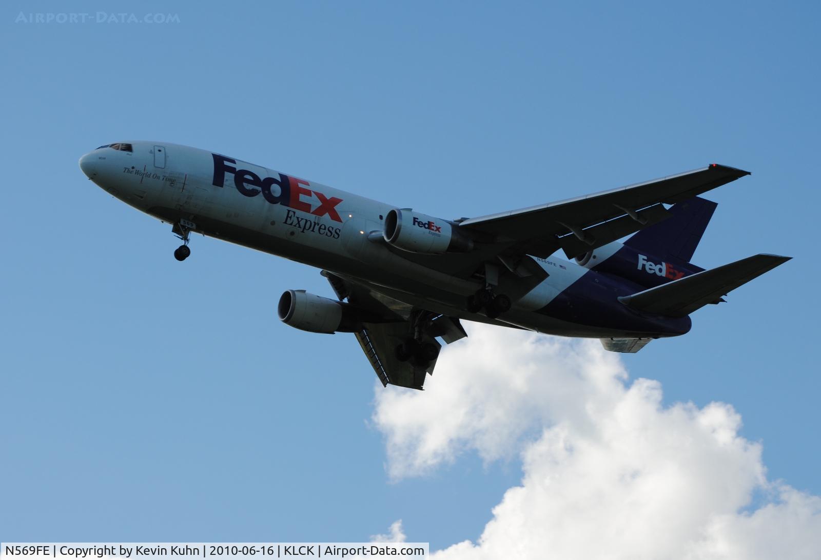 N569FE, 1980 McDonnell Douglas MD-10-10F C/N 47828, Evening FedEx service on final