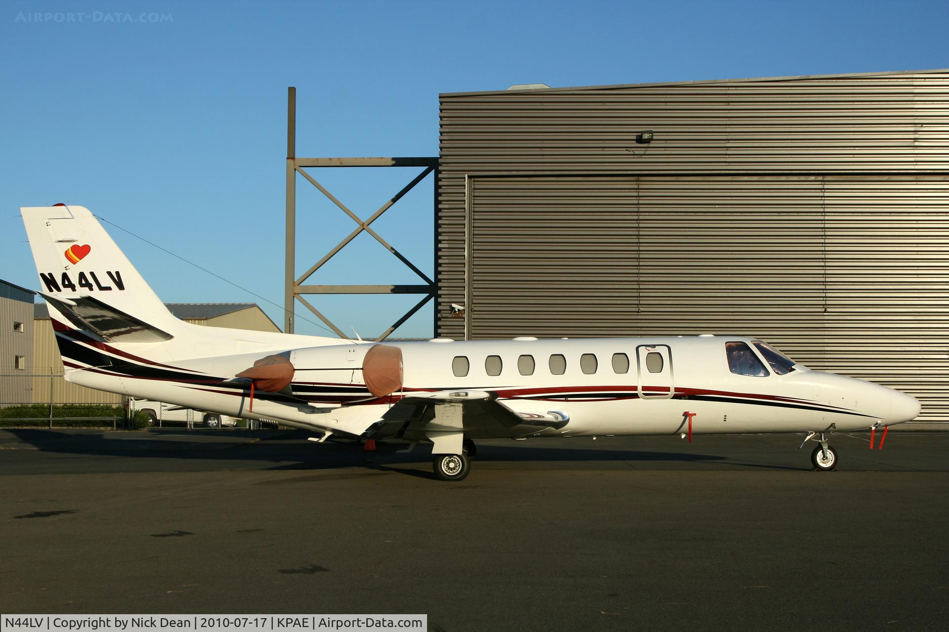 N44LV, 1996 Cessna 560 C/N 560-0397, KPAE