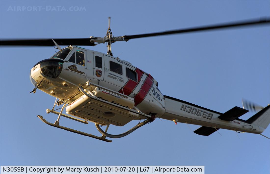 N305SB, 1969 Bell UH-1H-BF Iroquois C/N 11527, Final approach to Sheriff's ramp.
