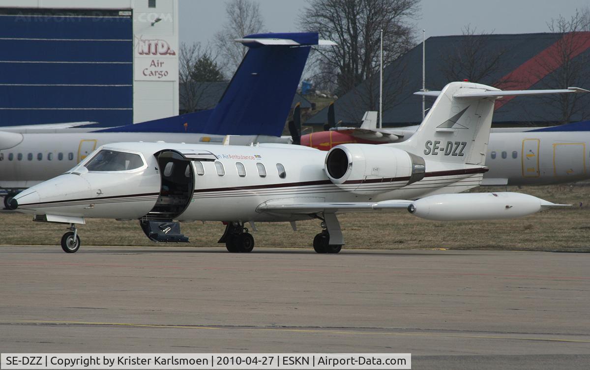SE-DZZ, 1981 Learjet 35A C/N 415, Ambulance aircraft.