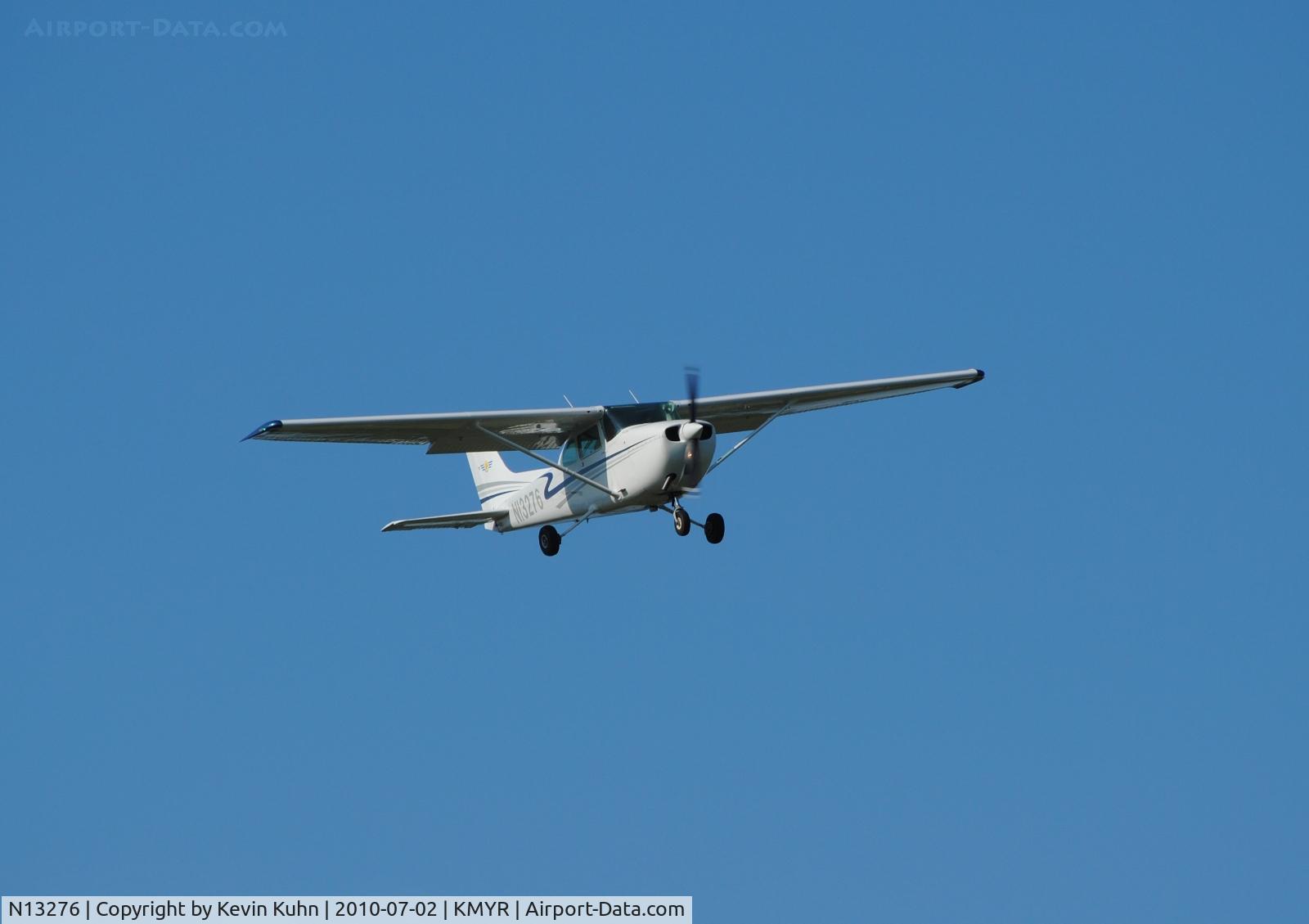 N13276, 1973 Cessna 172M C/N 17262632, Final approach