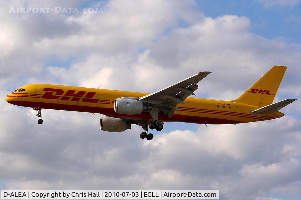 D-ALEA, 1982 Boeing 757-236 C/N 22172, EAT - European Air Transport operating for DHL Express