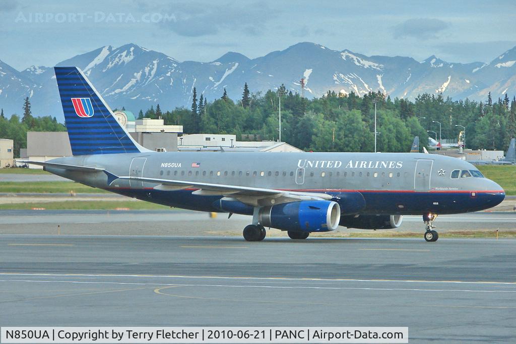 N850UA, 2002 Airbus A319-131 C/N 1653, 2002 Airbus A319-131, c/n: 1653 of United at Anchorage