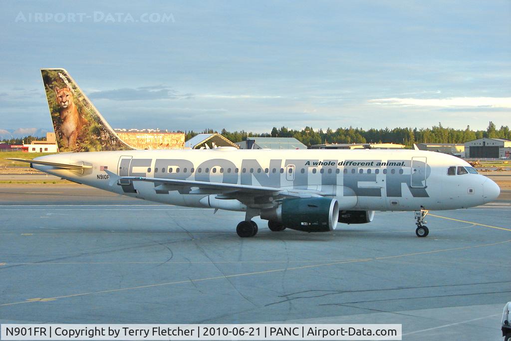 N901FR, 2001 Airbus A319-111 C/N 1488, 2001 Airbus A319-111, c/n: 1488 of Frontier at dusk in Anchorage