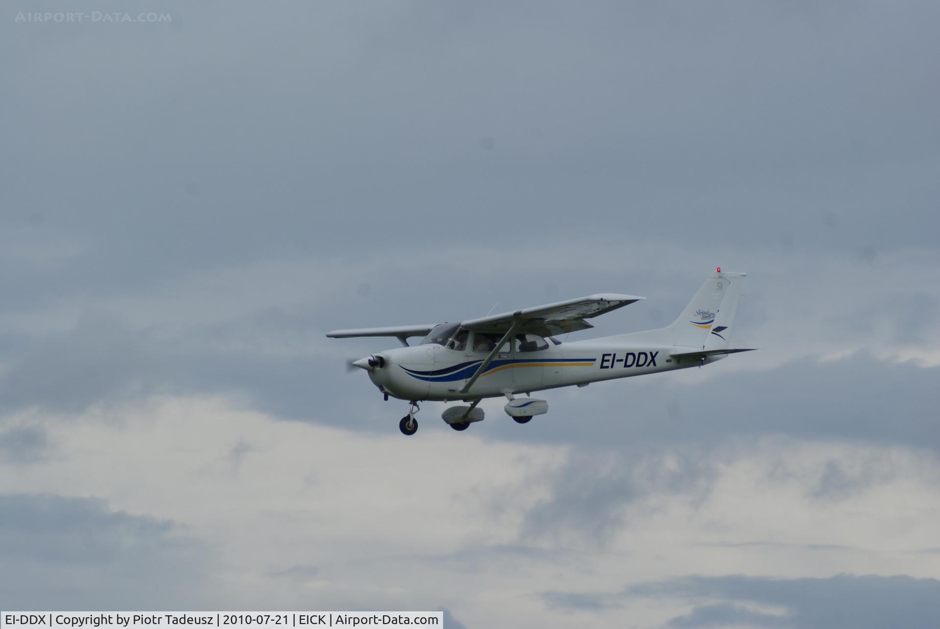 EI-DDX, Cessna 172S C/N 172S 8313, Landing