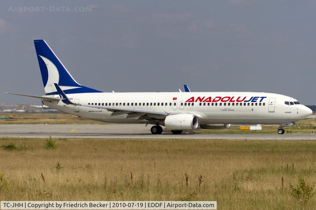 TC-JHH, 2008 Boeing 737-8GJ C/N 34959, departing via RW18W