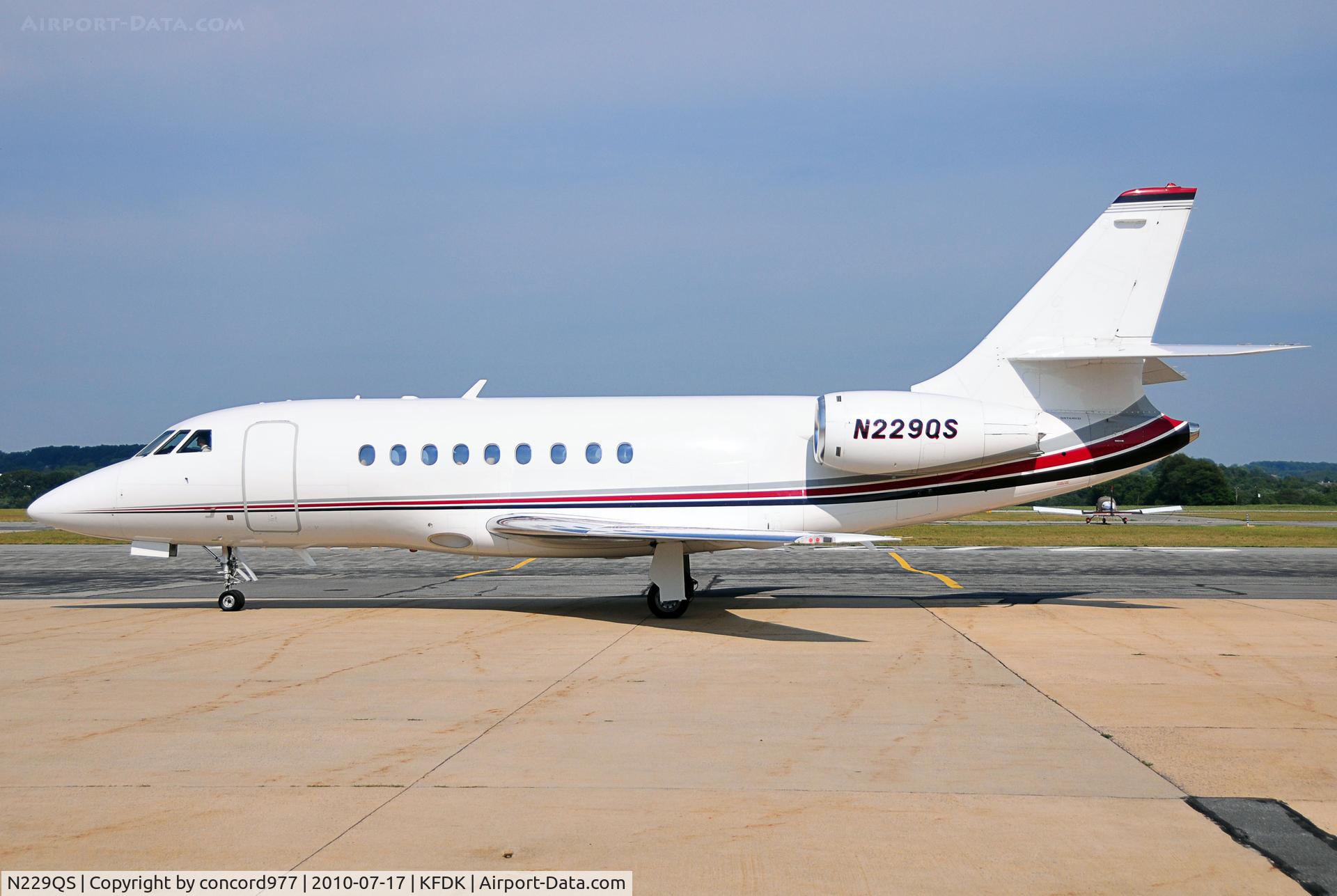 N229QS, 2001 Dassault Falcon 2000 C/N 129, Seen at KFDK on 7/17/2010