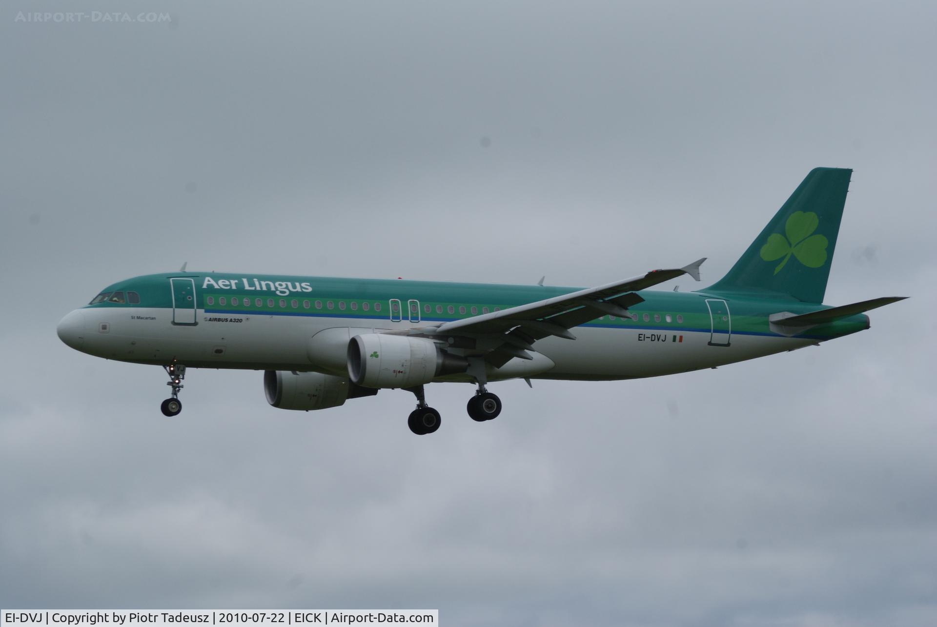 EI-DVJ, 2009 Airbus A320-214 C/N 3857, landing