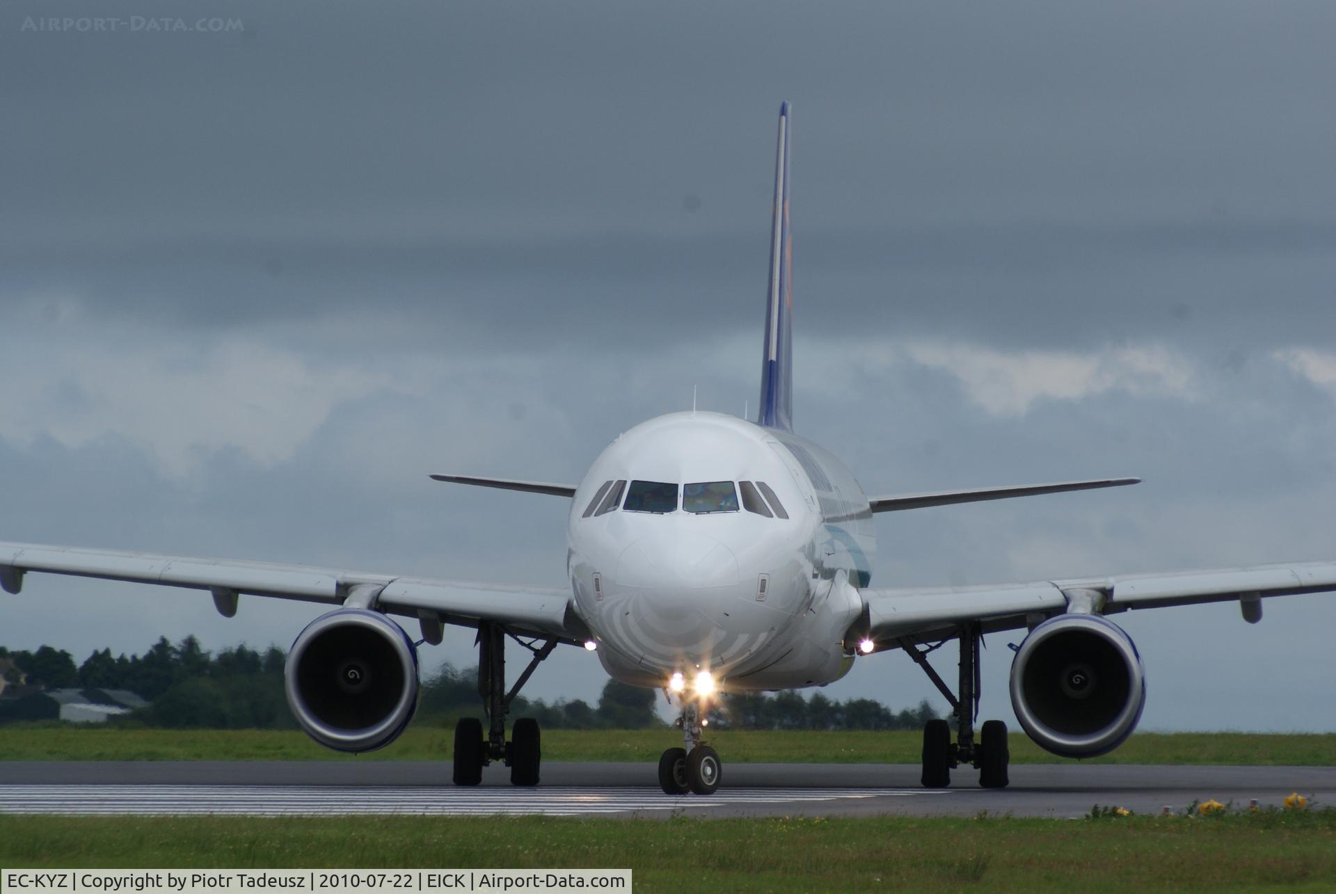 EC-KYZ, 2008 Airbus A320-214 C/N 3758, Airbus