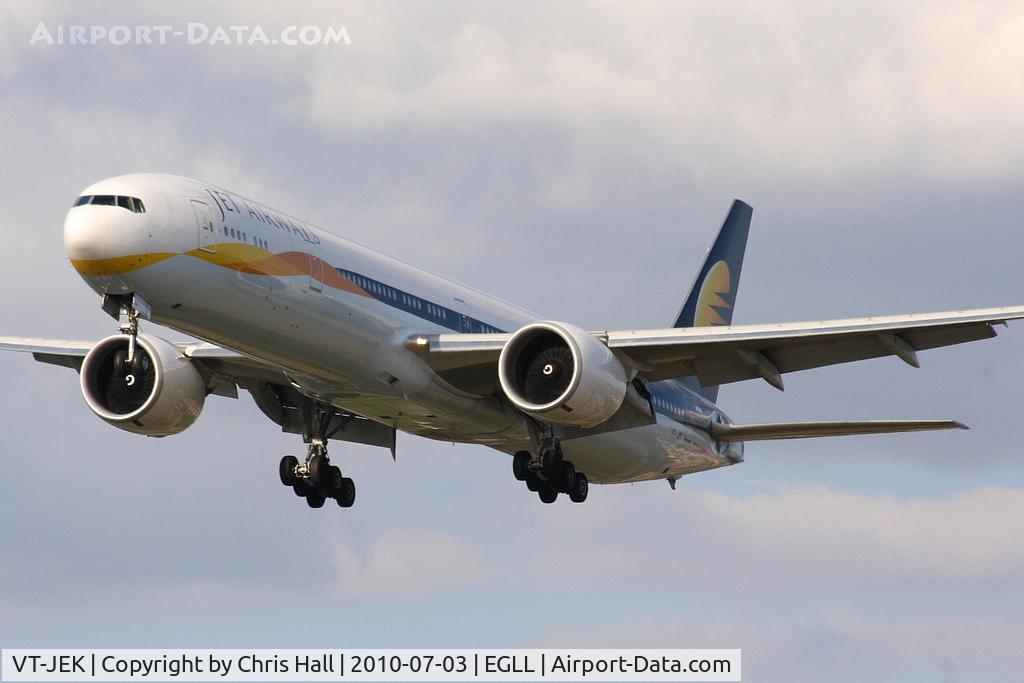 VT-JEK, 2008 Boeing 777-35R C/N 35165/696, Jet Airways