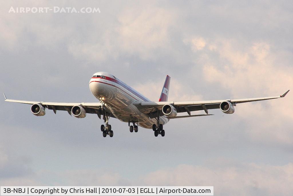 3B-NBJ, 2006 Airbus A340-313E C/N 800, Air Mauritius