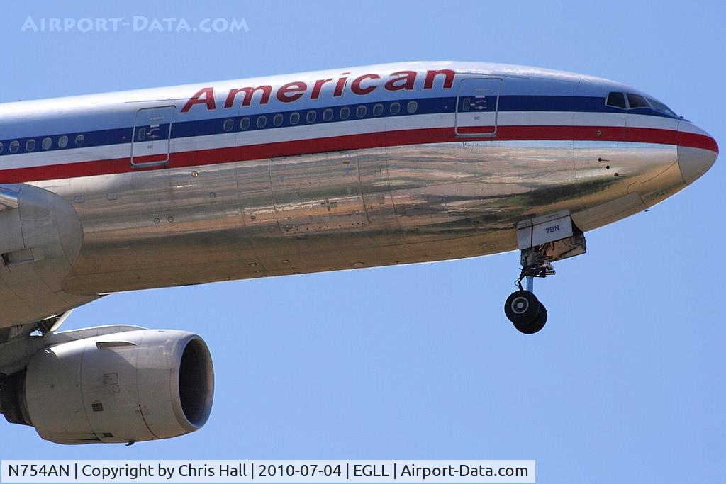 N754AN, 2001 Boeing 777-223 C/N 30262, American Airlines