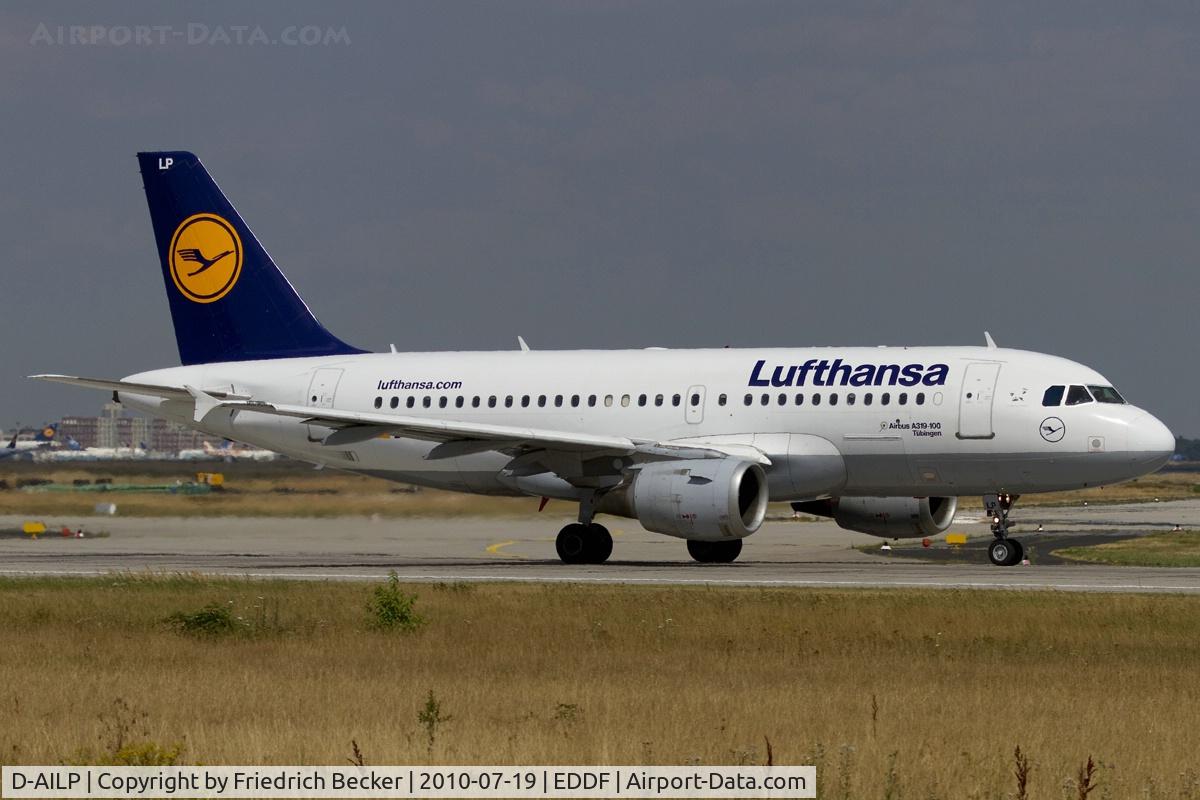D-AILP, 1997 Airbus A319-114 C/N 717, departing via RW18W