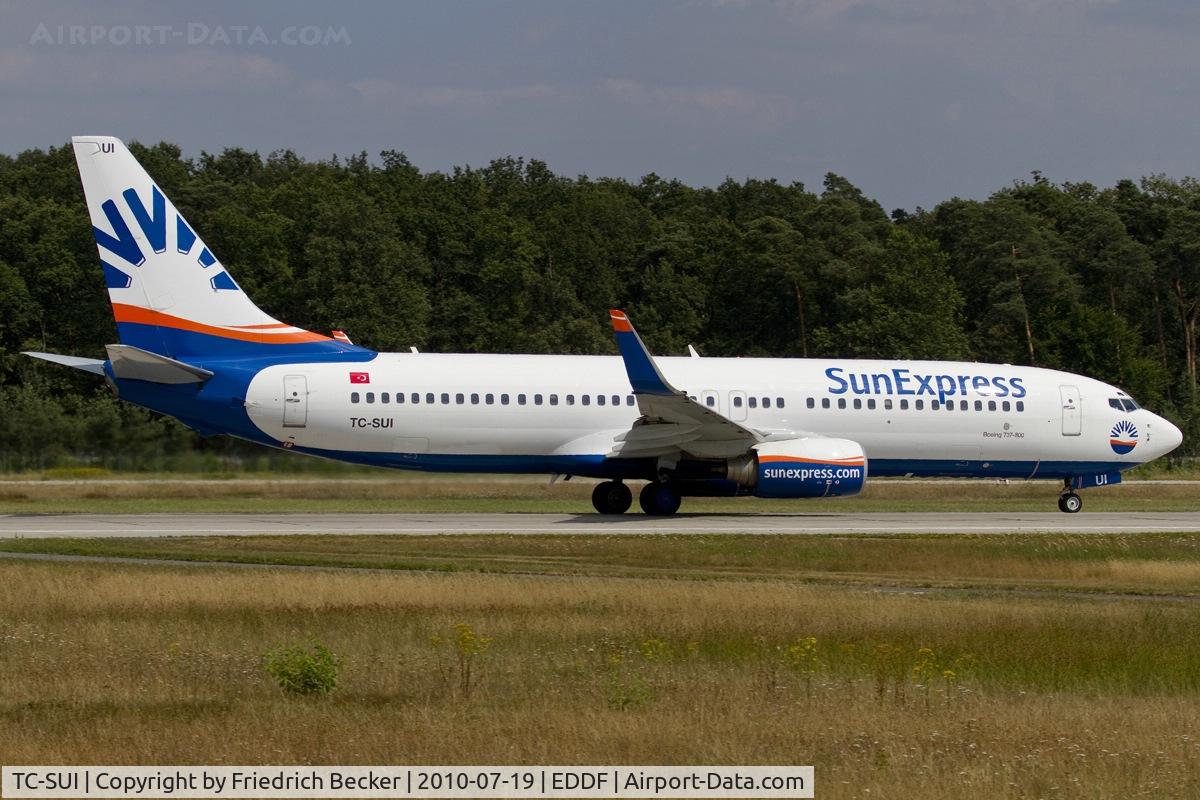 TC-SUI, 2003 Boeing 737-8CX C/N 32367, departing via RW18W