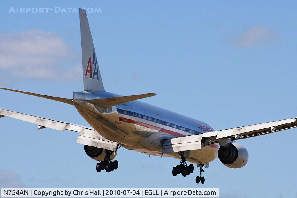 N754AN, 2001 Boeing 777-223 C/N 30262, American Airlines