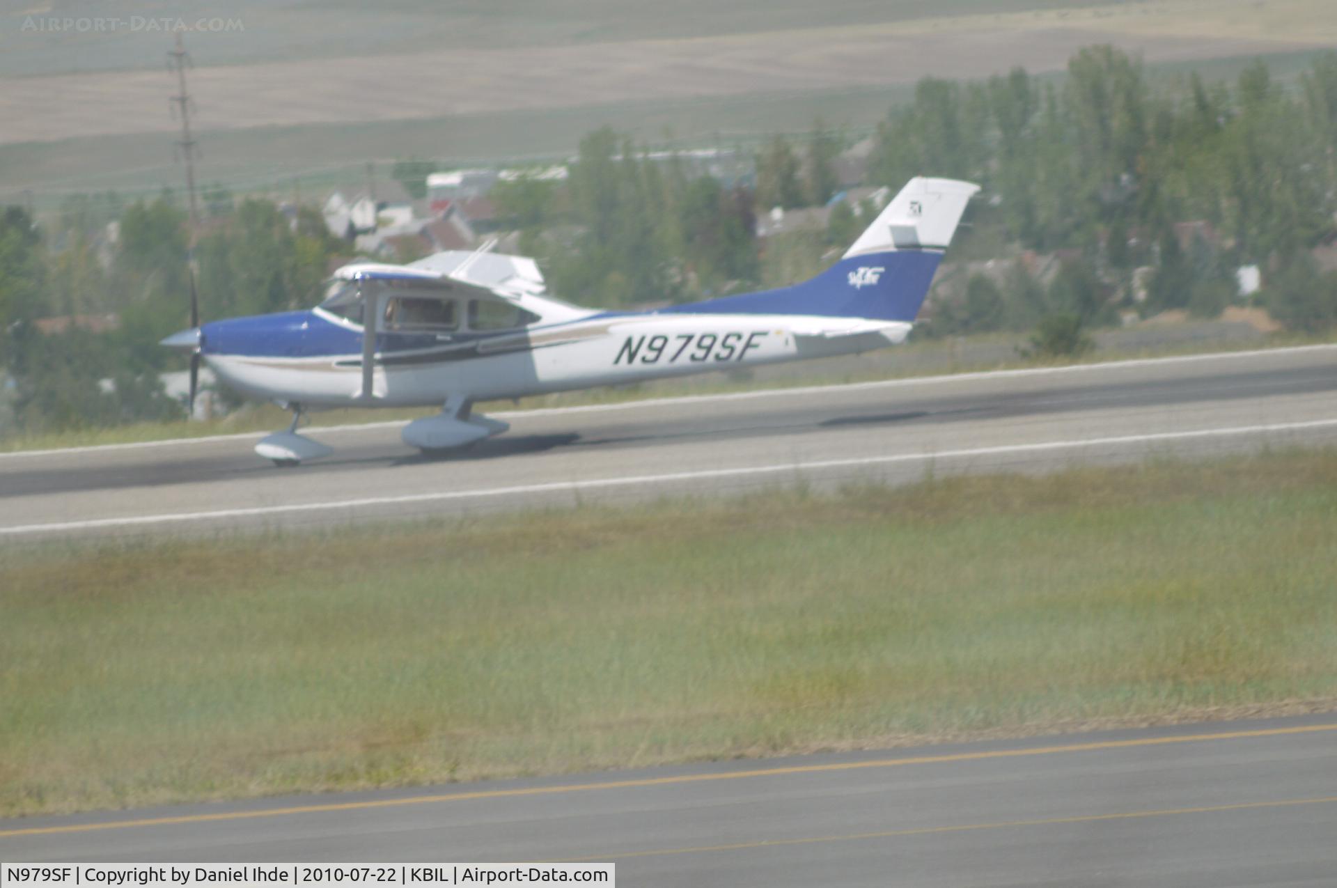 N979SF, 2004 Cessna T182T Turbo Skylane C/N T18208286, Cessna 182