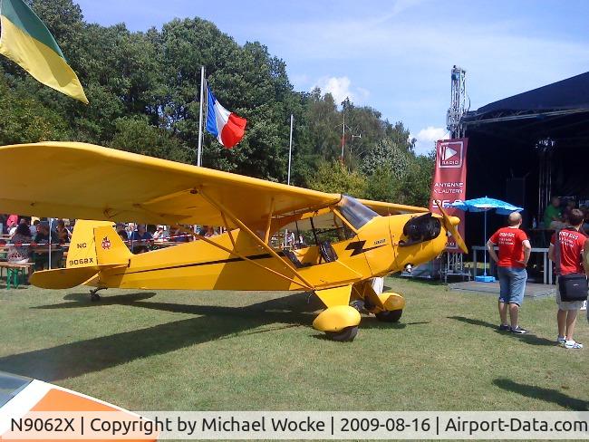N9062X, 1939 Piper J3C-65 Cub C/N 3441, Display at Bexbach Airshow 2009
