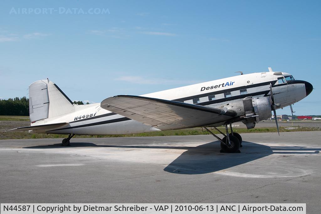 N44587, 1944 Douglas C-47A-20-DK Skytrain  (DC-3C) C/N 12857, Dessert Air DC3