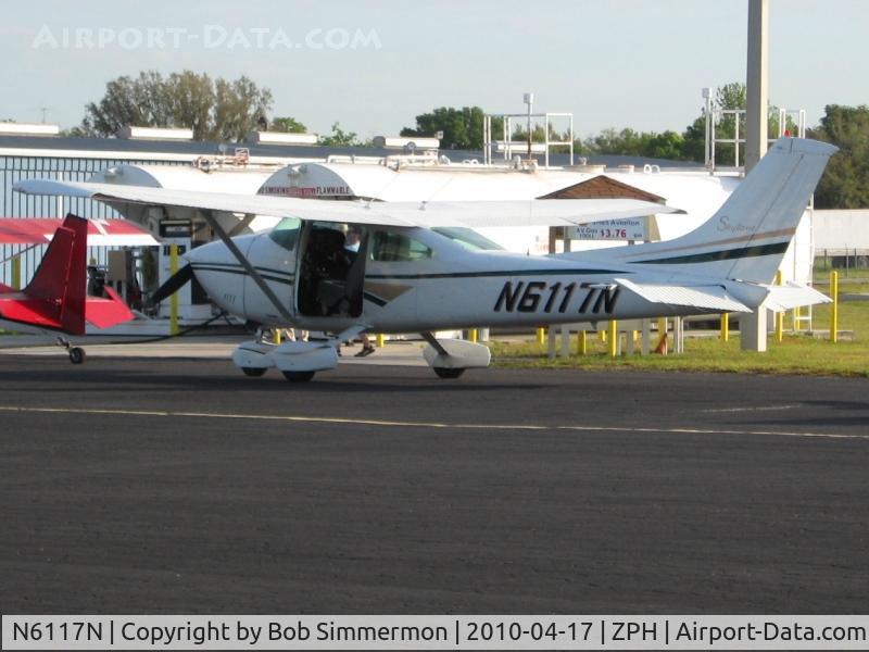 N6117N, 1980 Cessna 182R Skylane C/N 18267790, In line for fuel at Zephyrhills, Florida