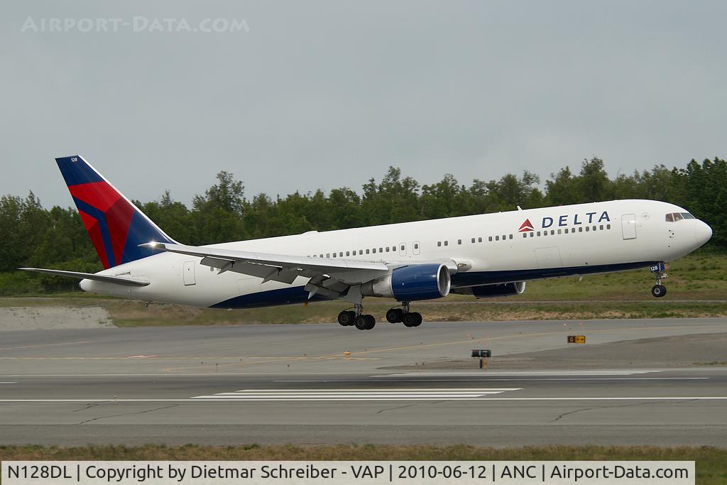 N128DL, 1988 Boeing 767-332 C/N 24078, Delta Boeing 767-300