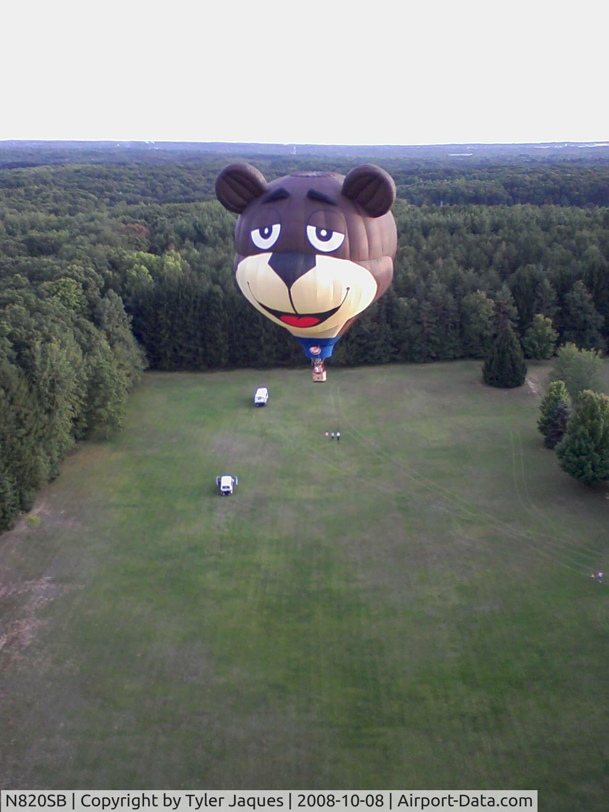 N820SB, 2008 Cameron Balloons Z-90 C/N 6529, Newest Sugar Bear (2) Hot Air Balloon. First flight North of Battle Creek, MI Airport.
