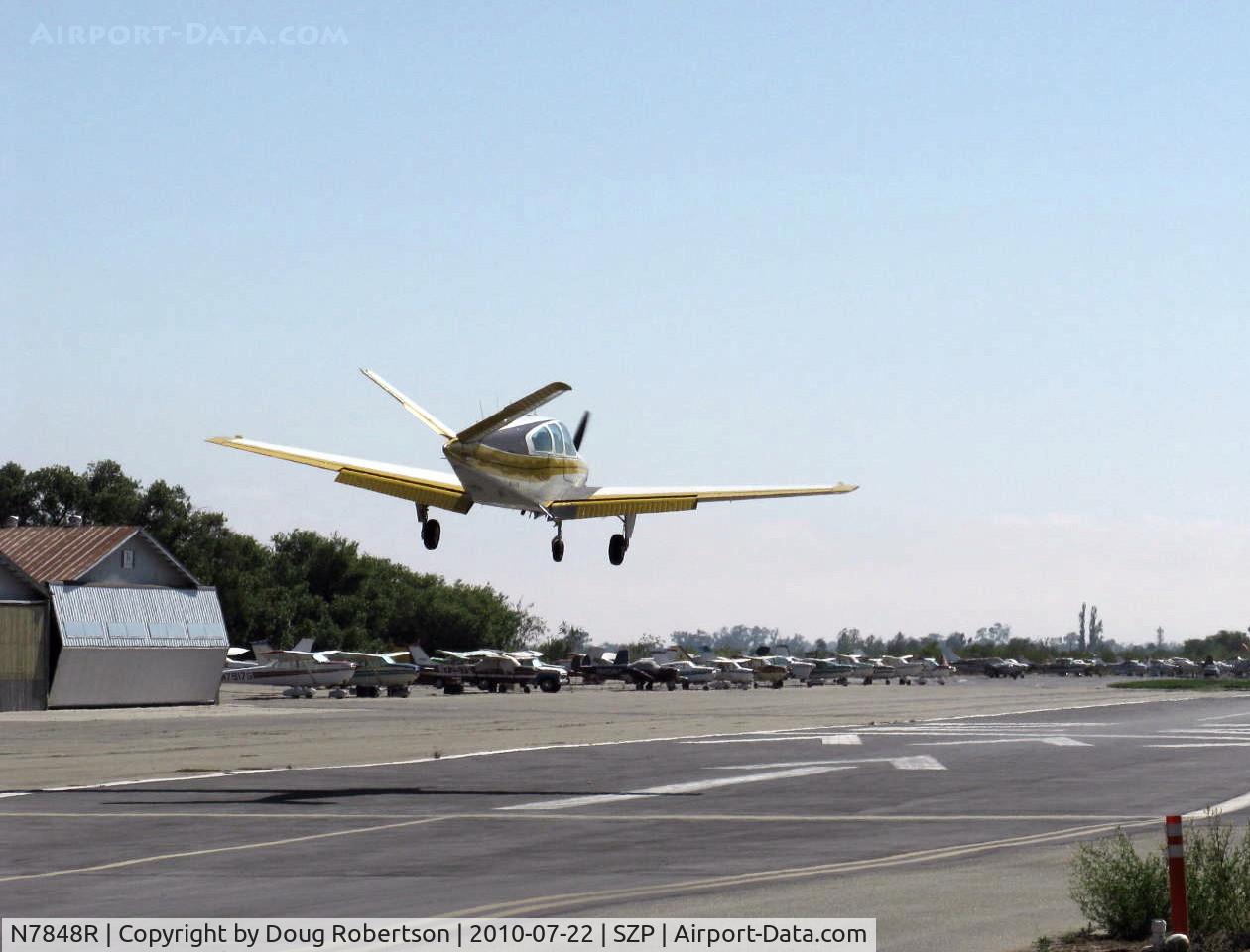 N7848R, 1968 Beech V35A Bonanza C/N D-8904, 1968 Beech V35A BONANXZA, Continental IO-550 300 Hp upgrade, on final Rwy 22