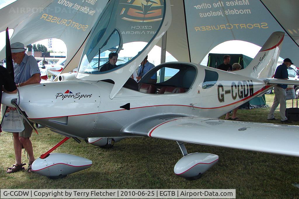 G-CGDW, 2009 CZAW SportCruiser C/N 09SC286, 2009 Czech Aircraft Works Sportcruiser, c/n: 09SC286 exhibited at AeroExpo 2010