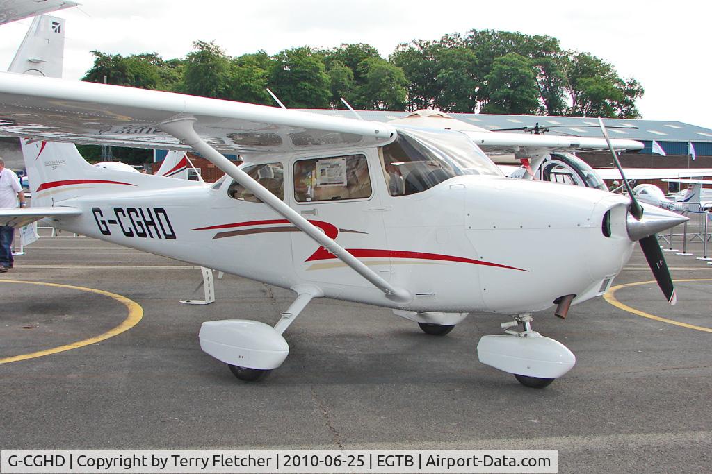 G-CGHD, 2009 Cessna 172S Skyhawk C/N 172S11000, Cessna exhibited at AeroExpo 2010