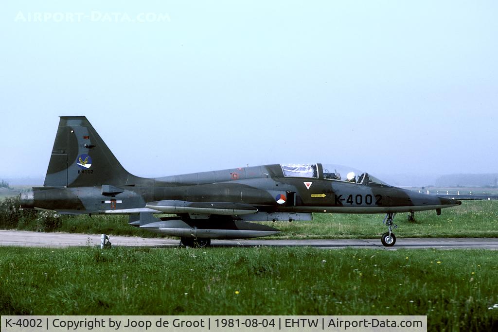 K-4002, 1969 Canadair NF-5B Freedom Fighter C/N 4002, This student is clearly preparing for a blind flying exercise.