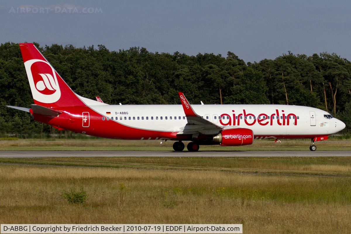 D-ABBG, 2002 Boeing 737-86J C/N 32918, departing via RW18W