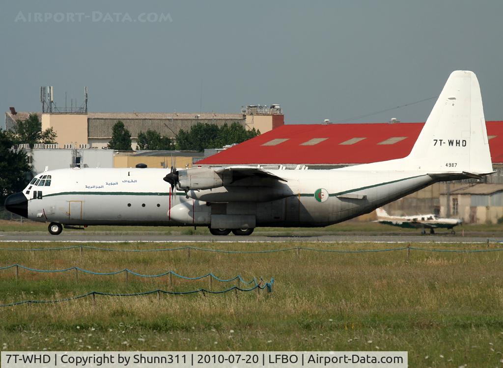 7T-WHD, 1984 Lockheed C-130H-30 Hercules C/N 382-4987, Ready for take off rwy 32R...
