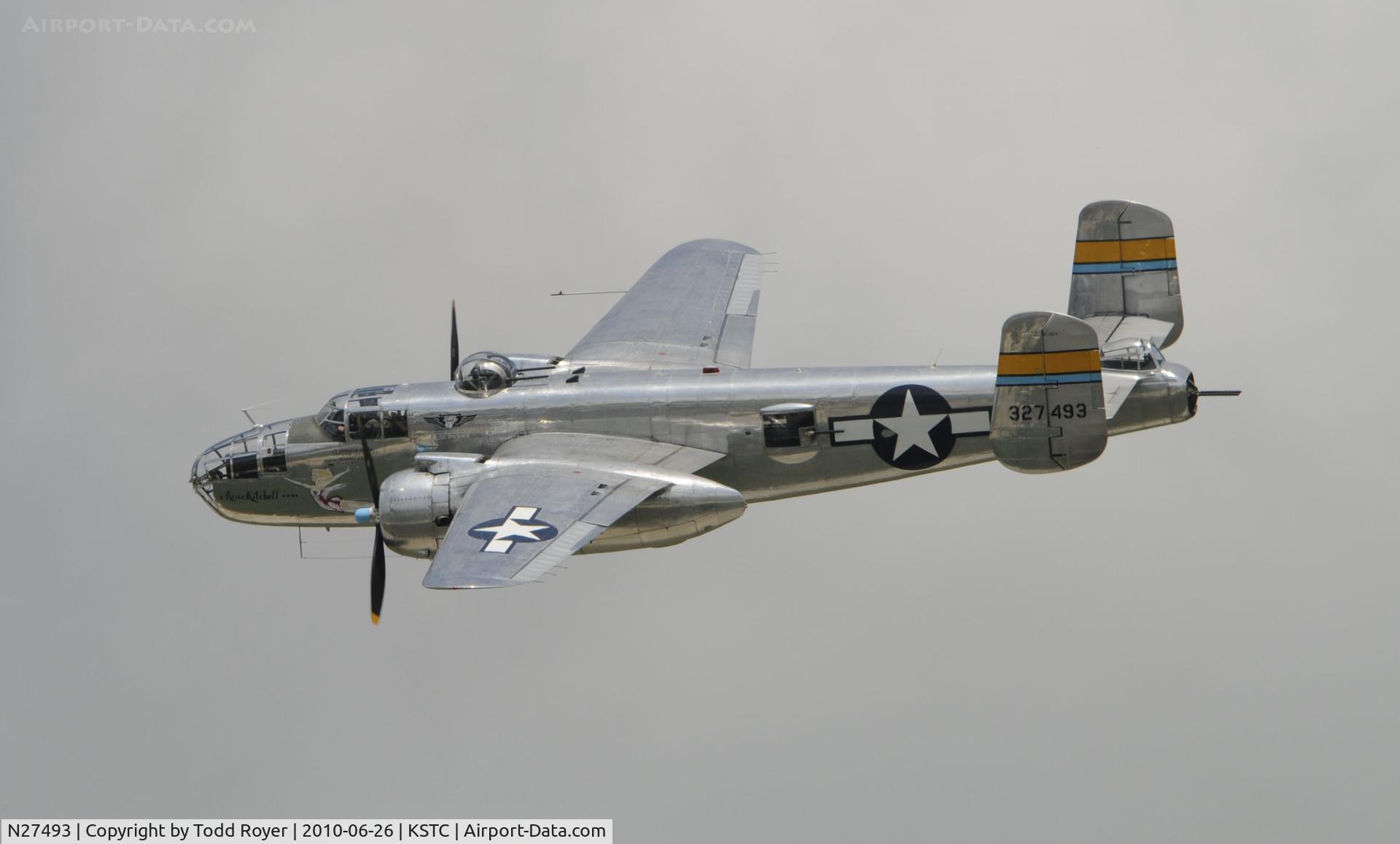 N27493, 1944 North American TB-25K Mitchell C/N 44-29869/108-33144, performing at the Great Minnesota Air Show