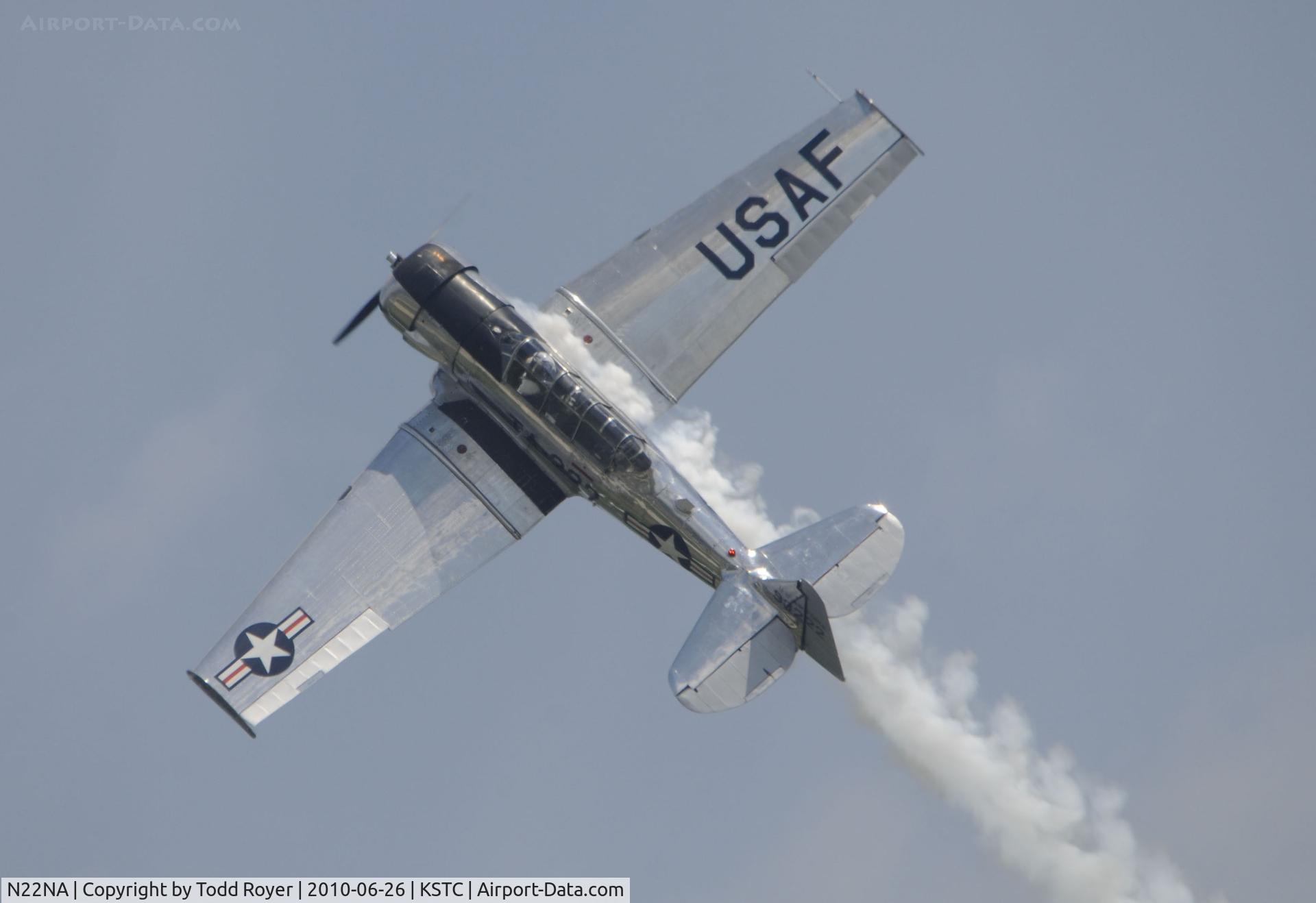 N22NA, 1946 North American T-6G Texan C/N 168-326, performing at the Great Minnesota Air Show
