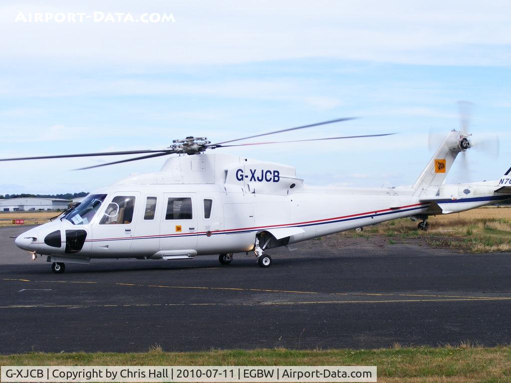 G-XJCB, 2006 Sikorsky S-76C C/N 760616, JCB Excavators Ltd, ferrying race fans from Silverstone after the British Grand Prix