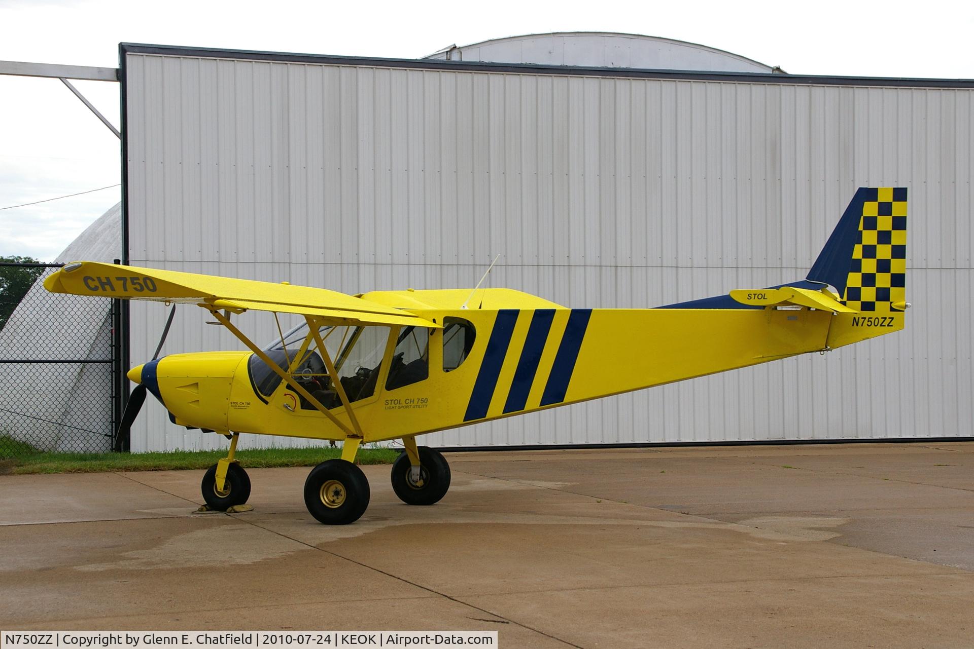 N750ZZ, 2007 Zenith STOL CH-750 C/N 7-6640, At the pump