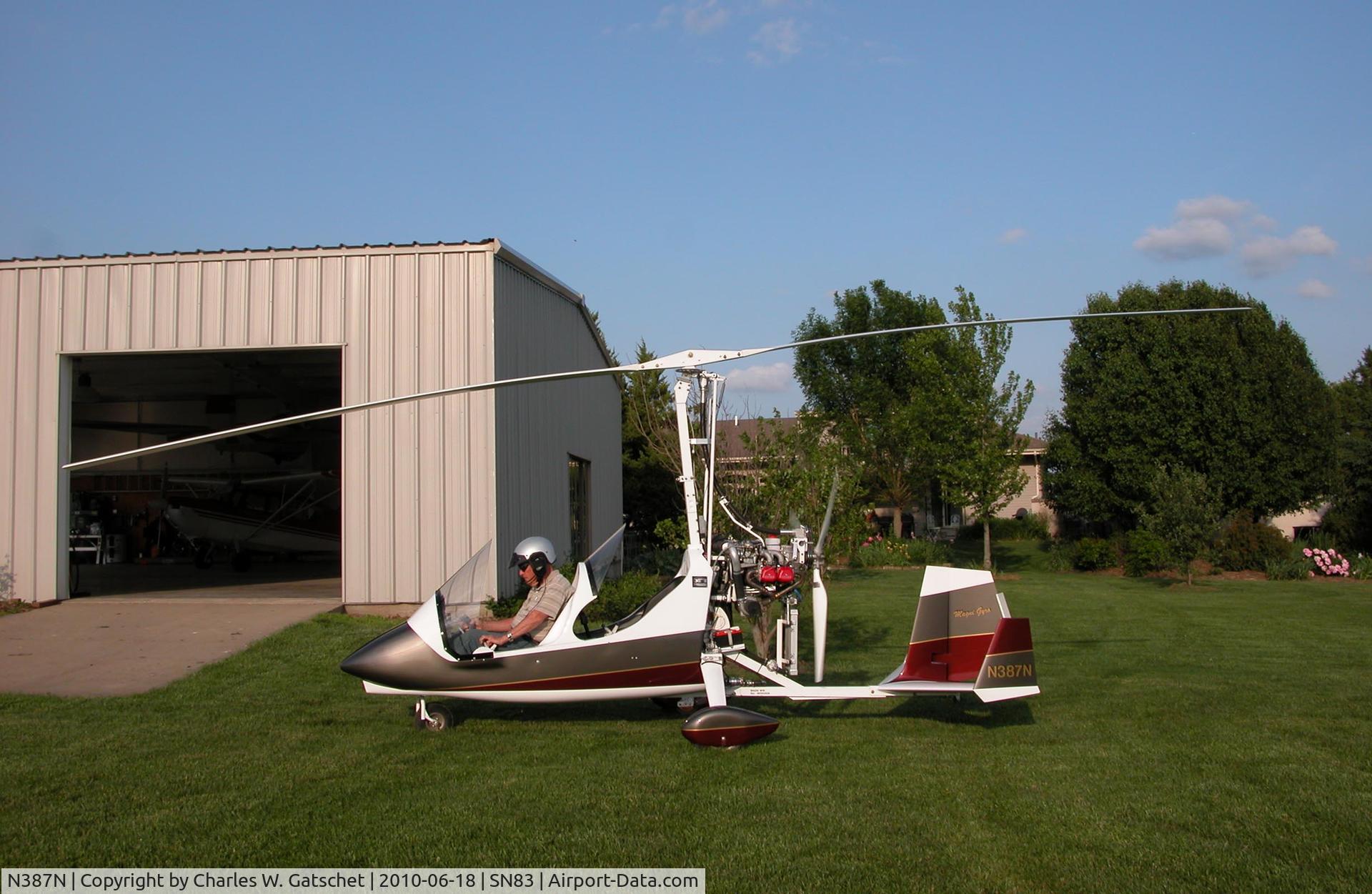 N387N, Magni Gyro M-16 Tandem Trainer C/N 16-09-5504, Two place gyroplane powered by Rotax 914.