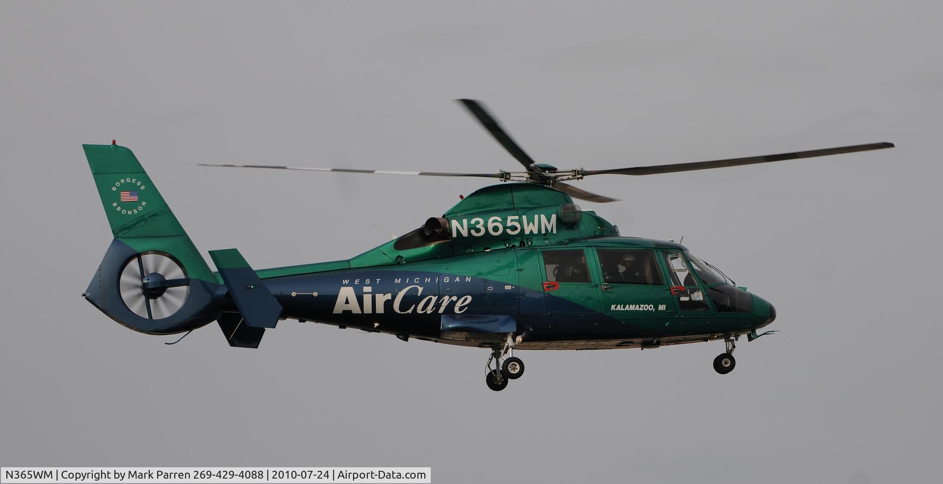 N365WM, 1991 Aerospatiale AS-365N-2 Dauphin C/N 6429, Arriving Lakeland Hospital, Saint Joseph, Michigan 7/24/2010