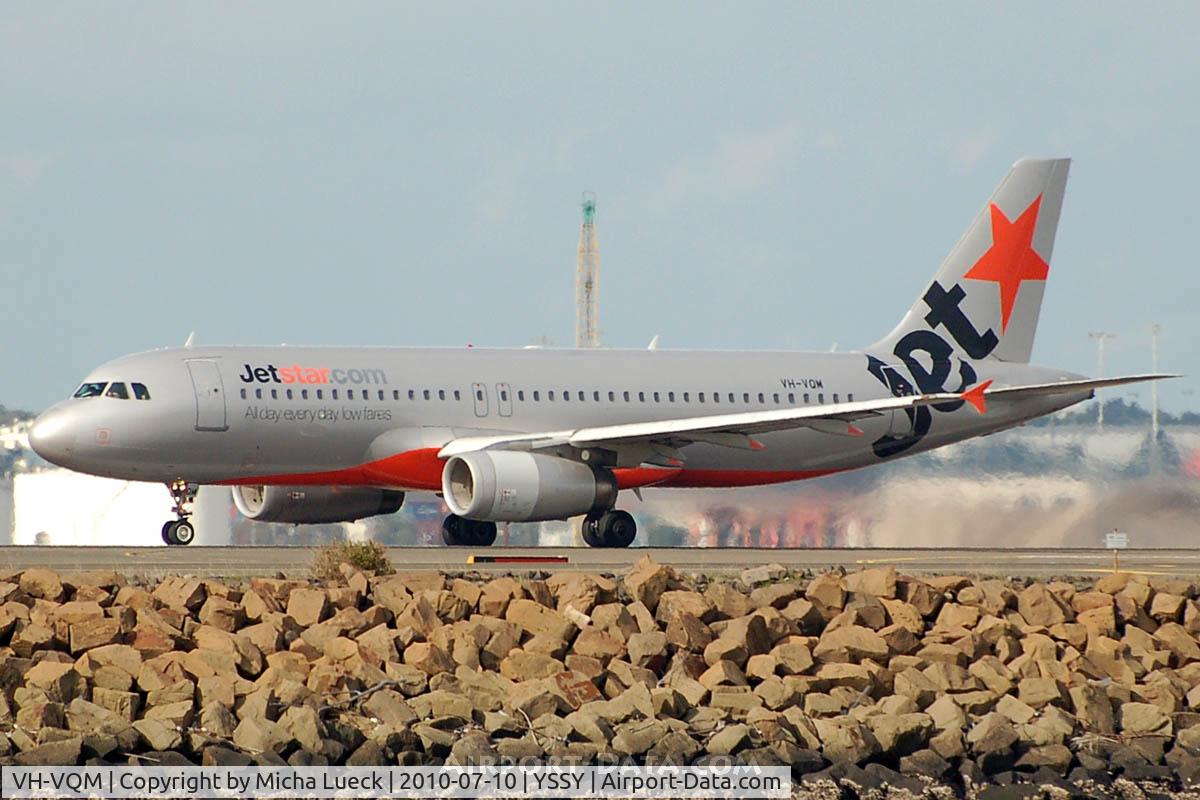 VH-VQM, 2005 Airbus A320-232 C/N 2608, At Sydney