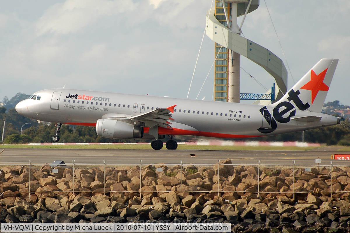 VH-VQM, 2005 Airbus A320-232 C/N 2608, At Sydney